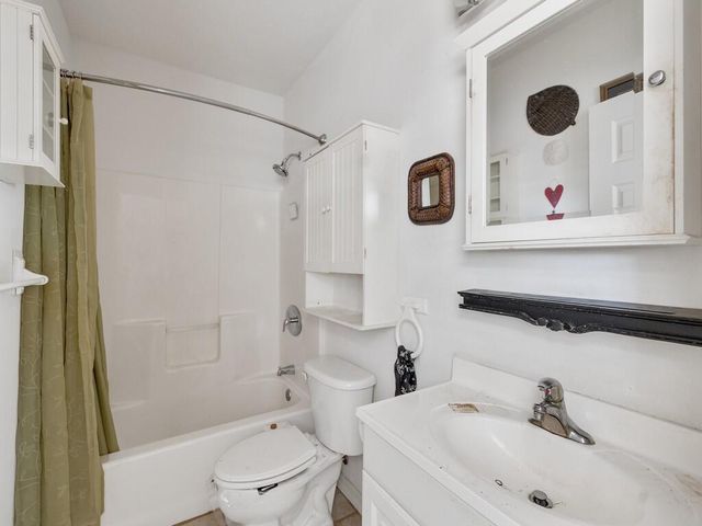 6055 7th Place, Vero Beach, FL 32968
