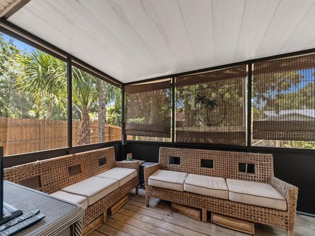 6055 7th Place, Vero Beach, FL 32968