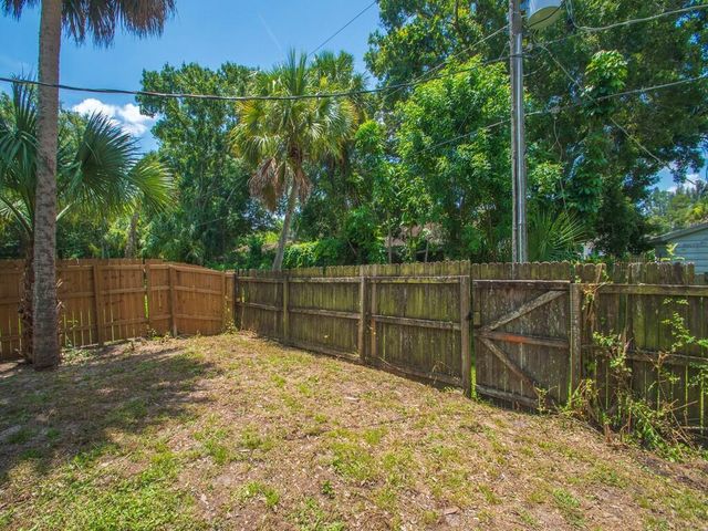 6055 7th Place, Vero Beach, FL 32968