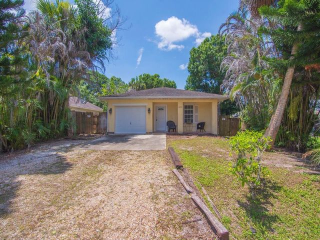 6055 7th Place, Vero Beach, FL 32968