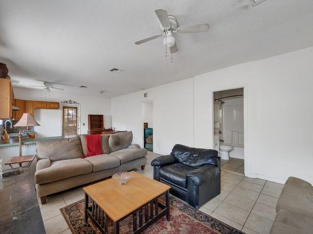 6055 7th Place, Vero Beach, FL 32968
