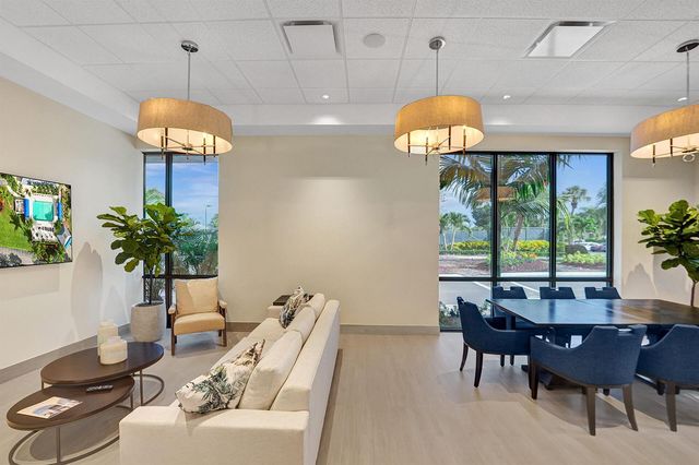 10875 Boca Woods Lane, Boca Raton, FL 33428
