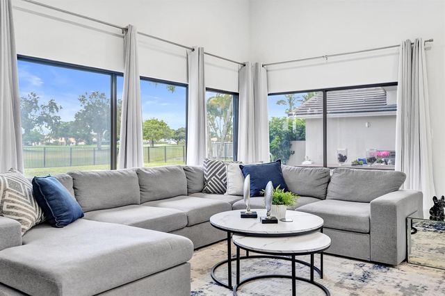 10875 Boca Woods Lane, Boca Raton, FL 33428