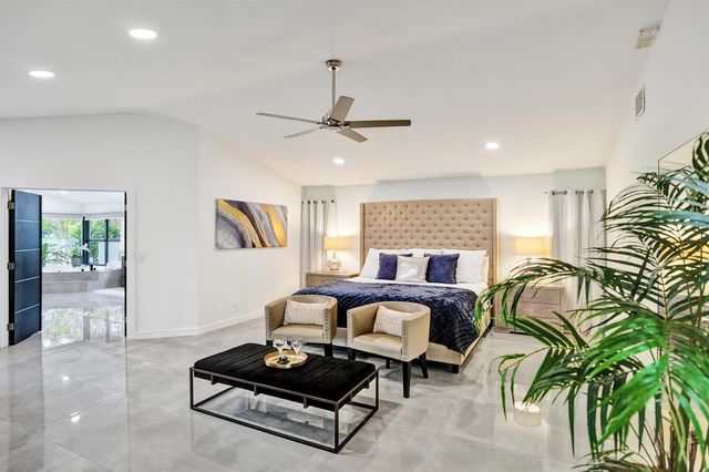 10875 Boca Woods Lane, Boca Raton, FL 33428