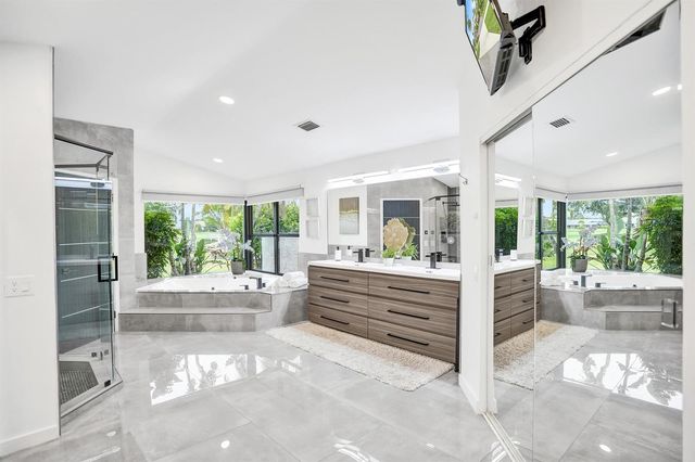 10875 Boca Woods Lane, Boca Raton, FL 33428