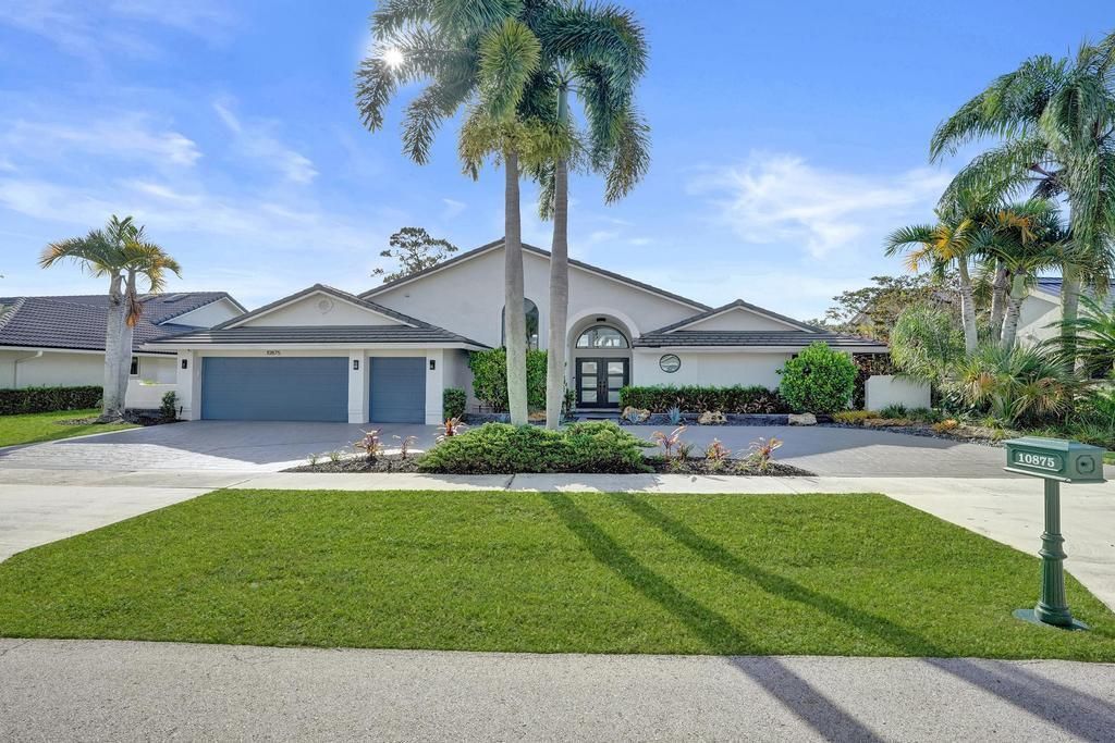 10875 Boca Woods Lane, Boca Raton, FL 33428