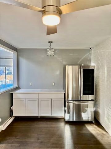 15 Beverly Hill 2, Canton, MA 02021