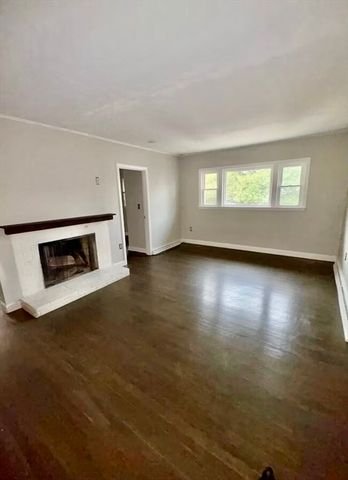 15 Beverly Hill 2, Canton, MA 02021