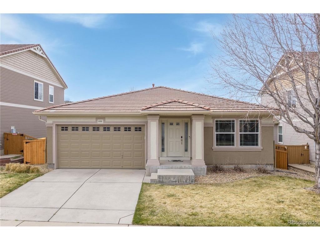 2255 Candleglow St, Castle Rock, CO 80109