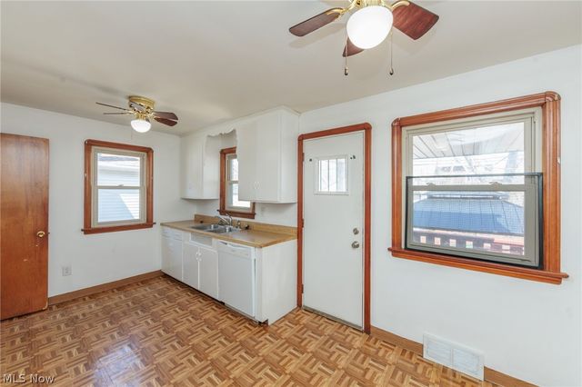 18119 Windward Road, Cleveland, OH 44119