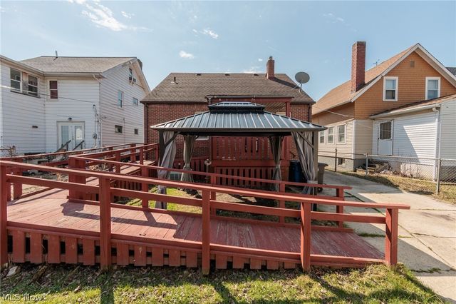 18119 Windward Road, Cleveland, OH 44119