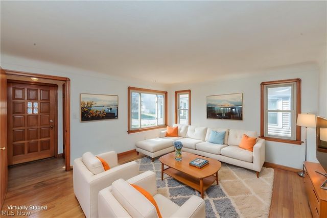 18119 Windward Road, Cleveland, OH 44119