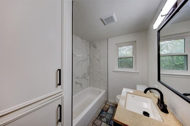 3115 Michael Street, Bacliff, TX 77518