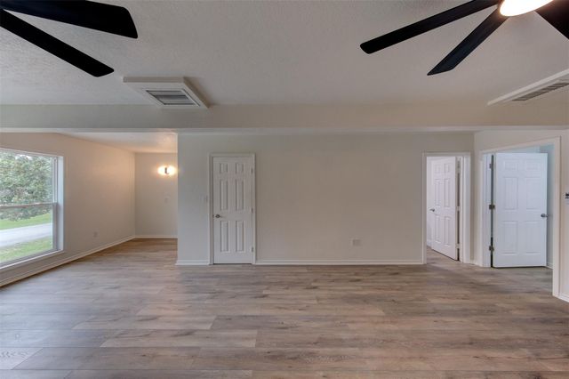 3115 Michael Street, Bacliff, TX 77518