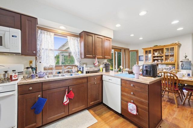 9018 Morgan COURT, Franksville, WI 53126