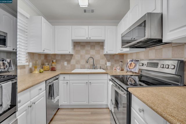 125 Foster St, Martinez, CA 94553