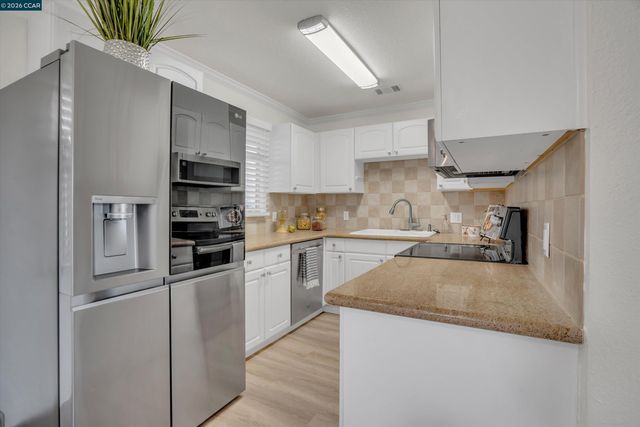 125 Foster St, Martinez, CA 94553