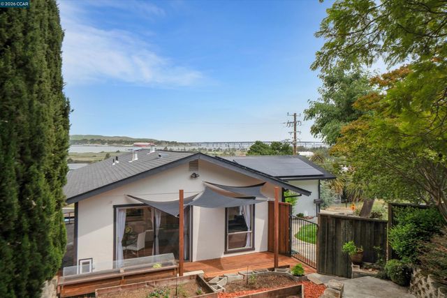 125 Foster St, Martinez, CA 94553