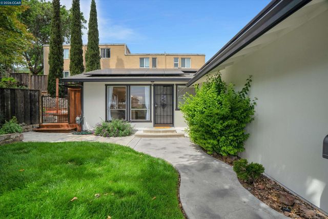 125 Foster St, Martinez, CA 94553