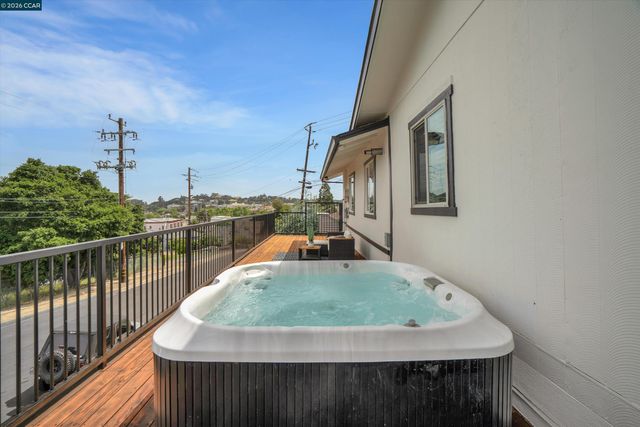 125 Foster St, Martinez, CA 94553