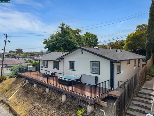 125 Foster St, Martinez, CA 94553