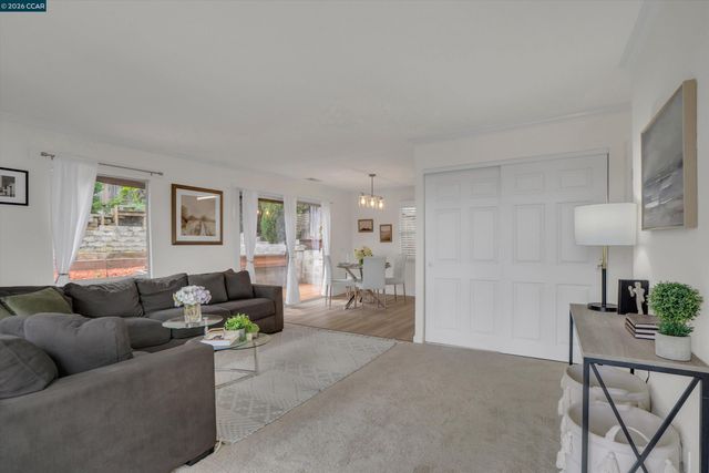 125 Foster St, Martinez, CA 94553