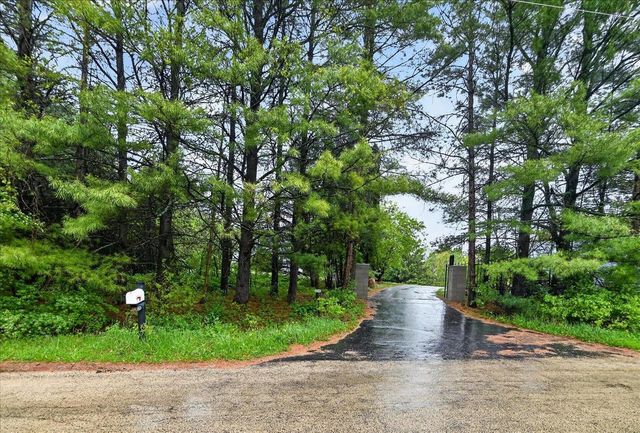 2292 Dahlk Circle, Verona, WI 53593