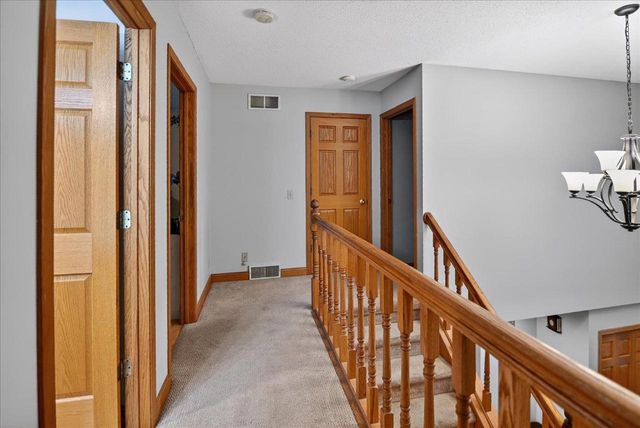 2292 Dahlk Circle, Verona, WI 53593