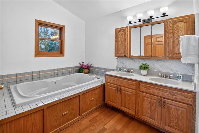 2292 Dahlk Circle, Verona, WI 53593
