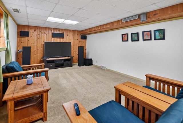 2292 Dahlk Circle, Verona, WI 53593