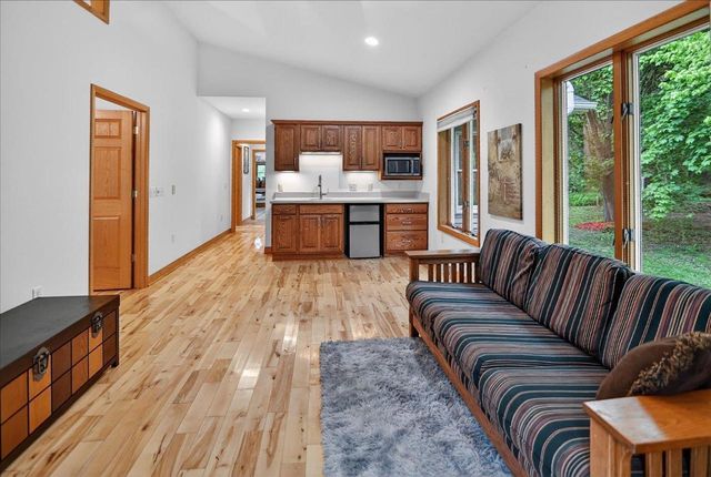2292 Dahlk Circle, Verona, WI 53593