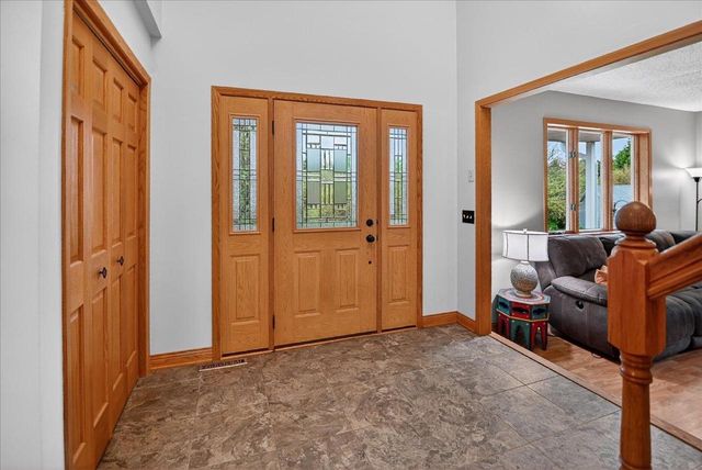 2292 Dahlk Circle, Verona, WI 53593
