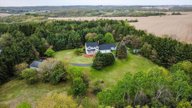 2292 Dahlk Circle, Verona, WI 53593