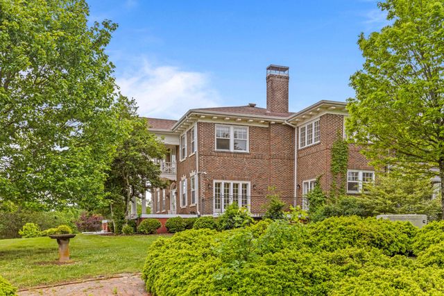 209 Browntown Road, Chattanooga, TN 37415