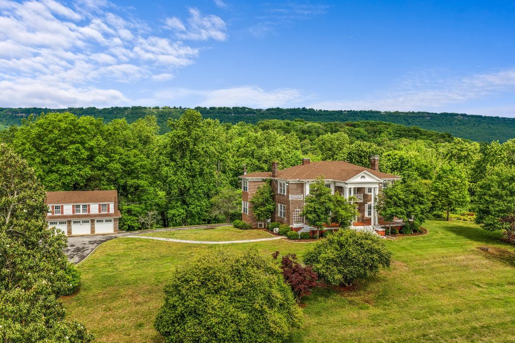 209 Browntown Road, Chattanooga, TN 37415