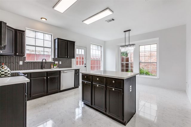 3713 Dentelle Drive, Plano, TX 75023