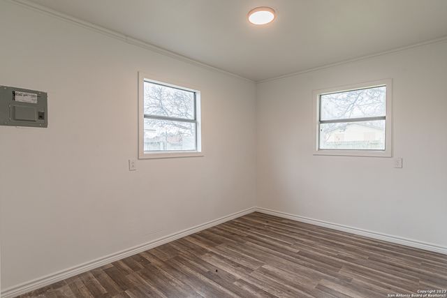 6142 lawn valley, San Antonio, TX 78242