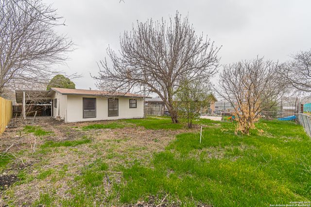 6142 lawn valley, San Antonio, TX 78242