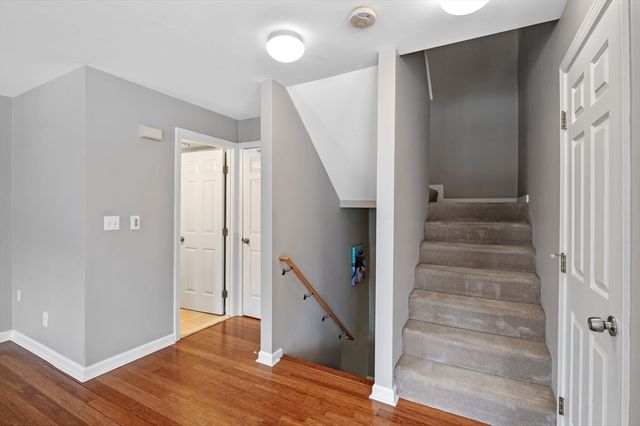 311 Gazebo Cir 311, Reading, MA 01867