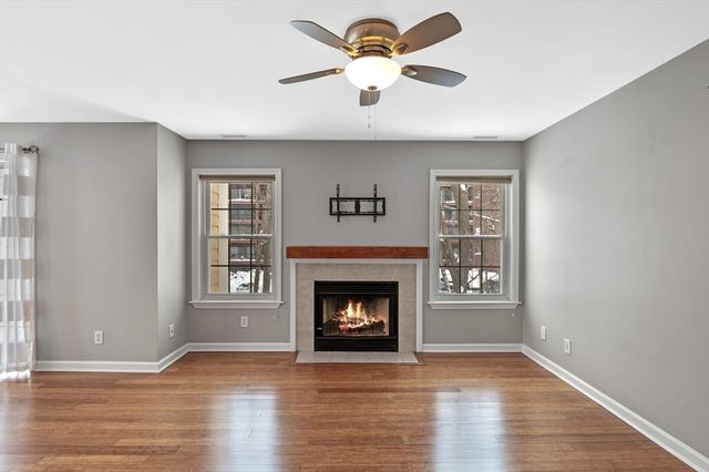 311 Gazebo Cir 311, Reading, MA 01867