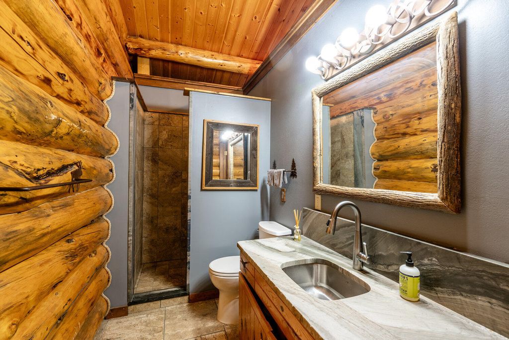 373 St Hwy 193, Banner, WY 82832 photo 47