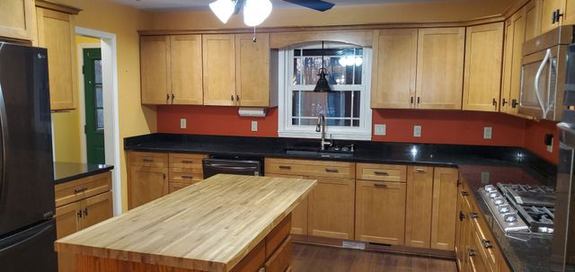 1109 Ellis Ct, Chapmansboro, TN 37035