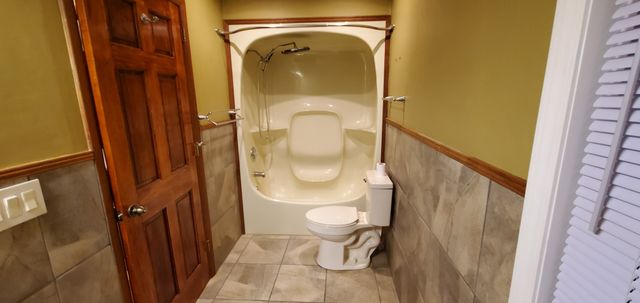 1109 Ellis Ct, Chapmansboro, TN 37035