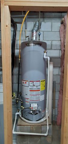 1109 Ellis Ct, Chapmansboro, TN 37035