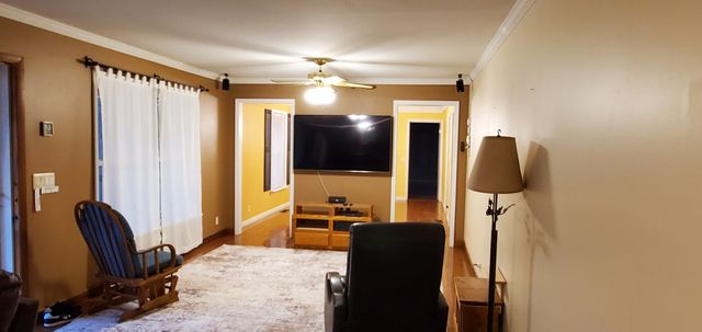 1109 Ellis Ct, Chapmansboro, TN 37035