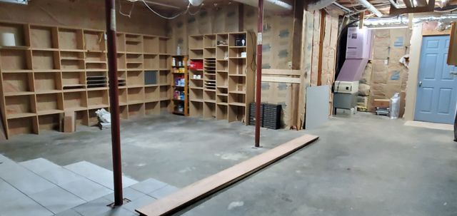 1109 Ellis Ct, Chapmansboro, TN 37035