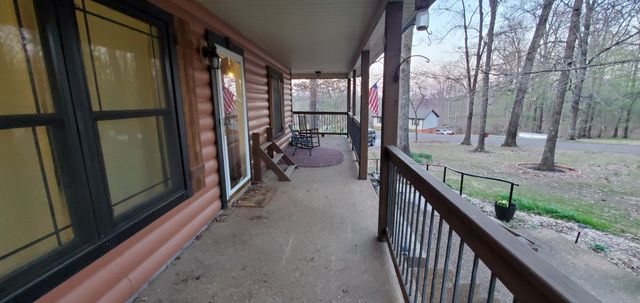 1109 Ellis Ct, Chapmansboro, TN 37035