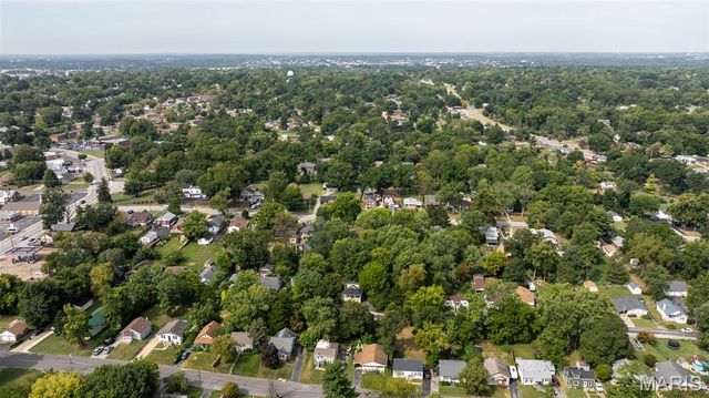 2427 Leslie Avenue, Overland, MO 63114