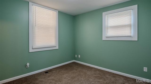 2427 Leslie Avenue, Overland, MO 63114