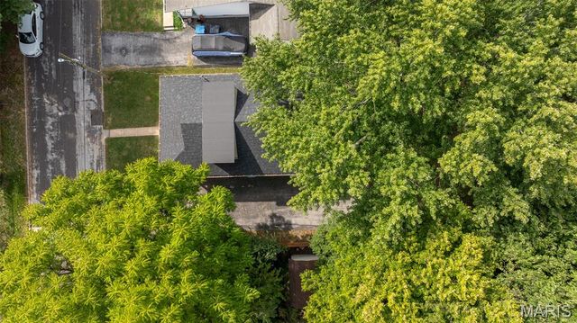 2427 Leslie Avenue, Overland, MO 63114